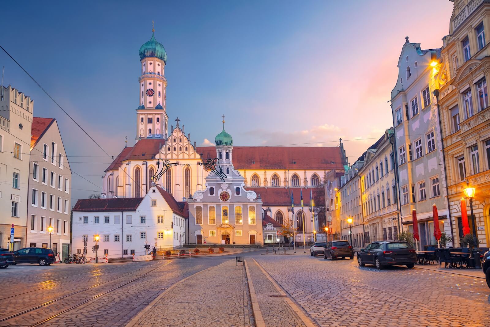 Übersetzungsagentur Augsburg - Dokumente übersetzen Deutsch Englisch
