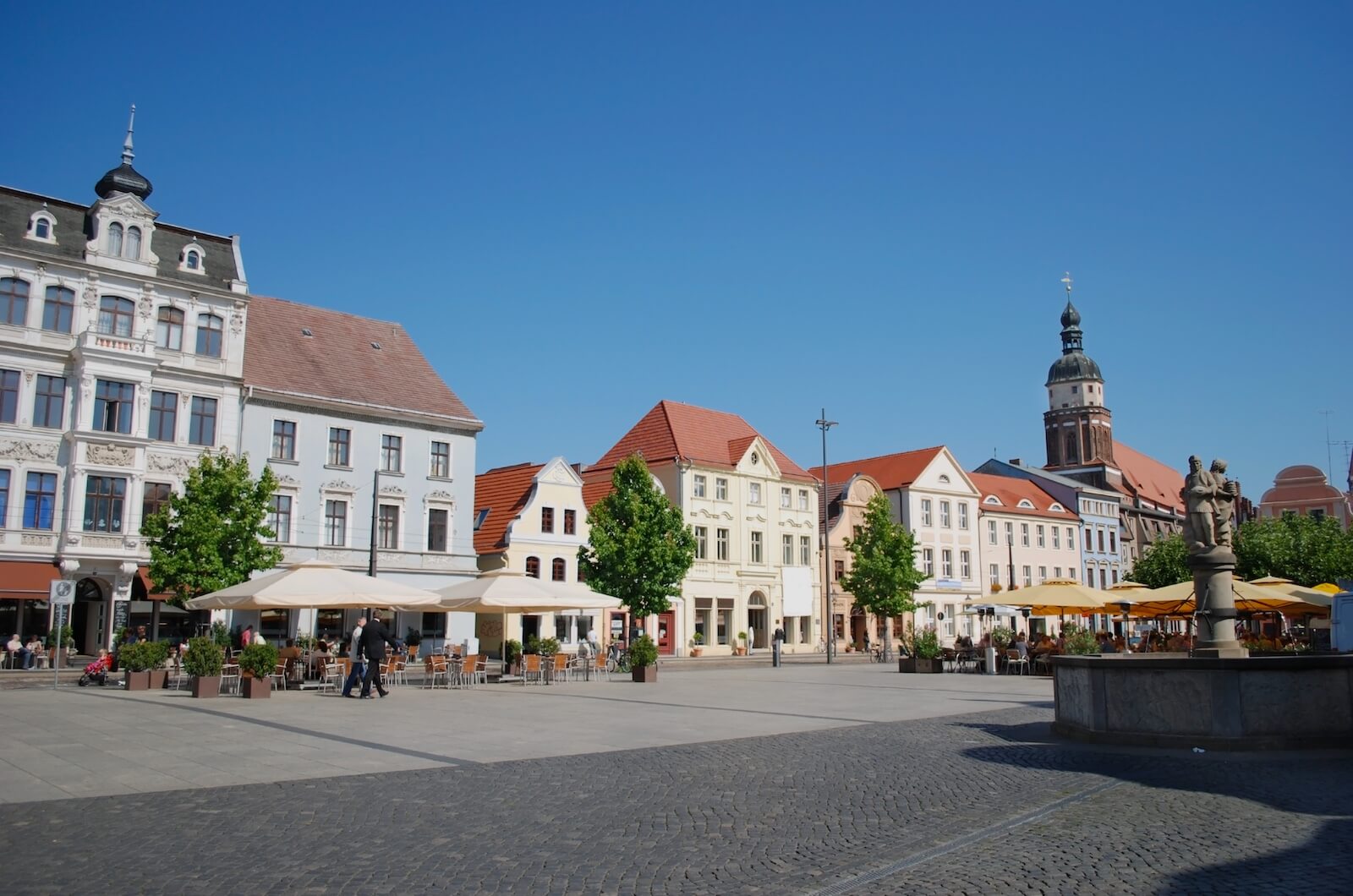 Übersetzungsagentur Cottbus - Dokumente übersetzen Deutsch Englisch