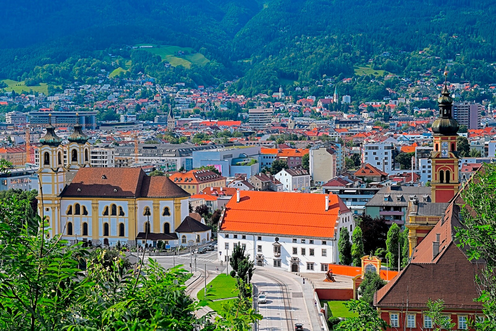 Übersetzungsagentur Innsbruck - Dokumente übersetzen Deutsch Englisch