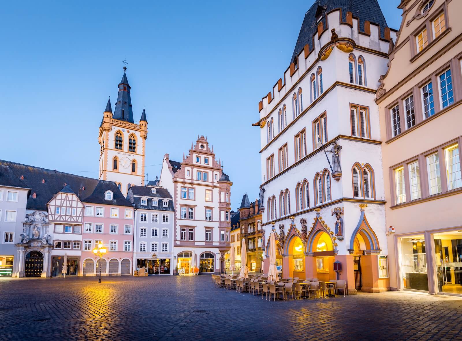 Übersetzungsagentur Trier - Dokumente übersetzen Deutsch Englisch