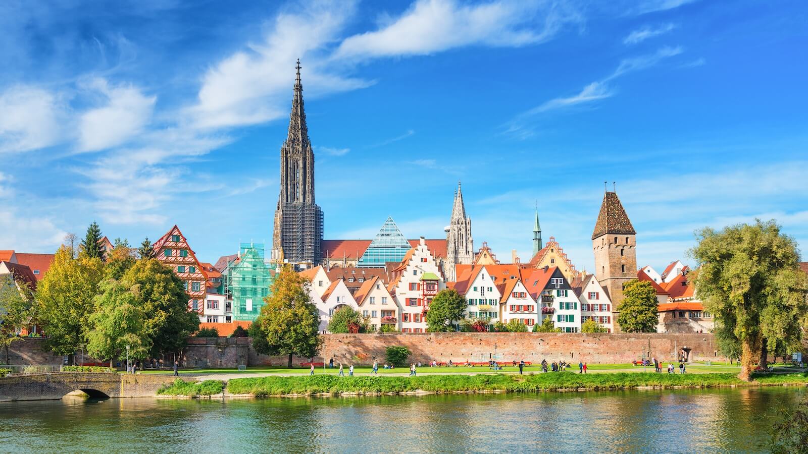Übersetzungsagentur Ulm - Dokumente übersetzen Deutsch Englisch