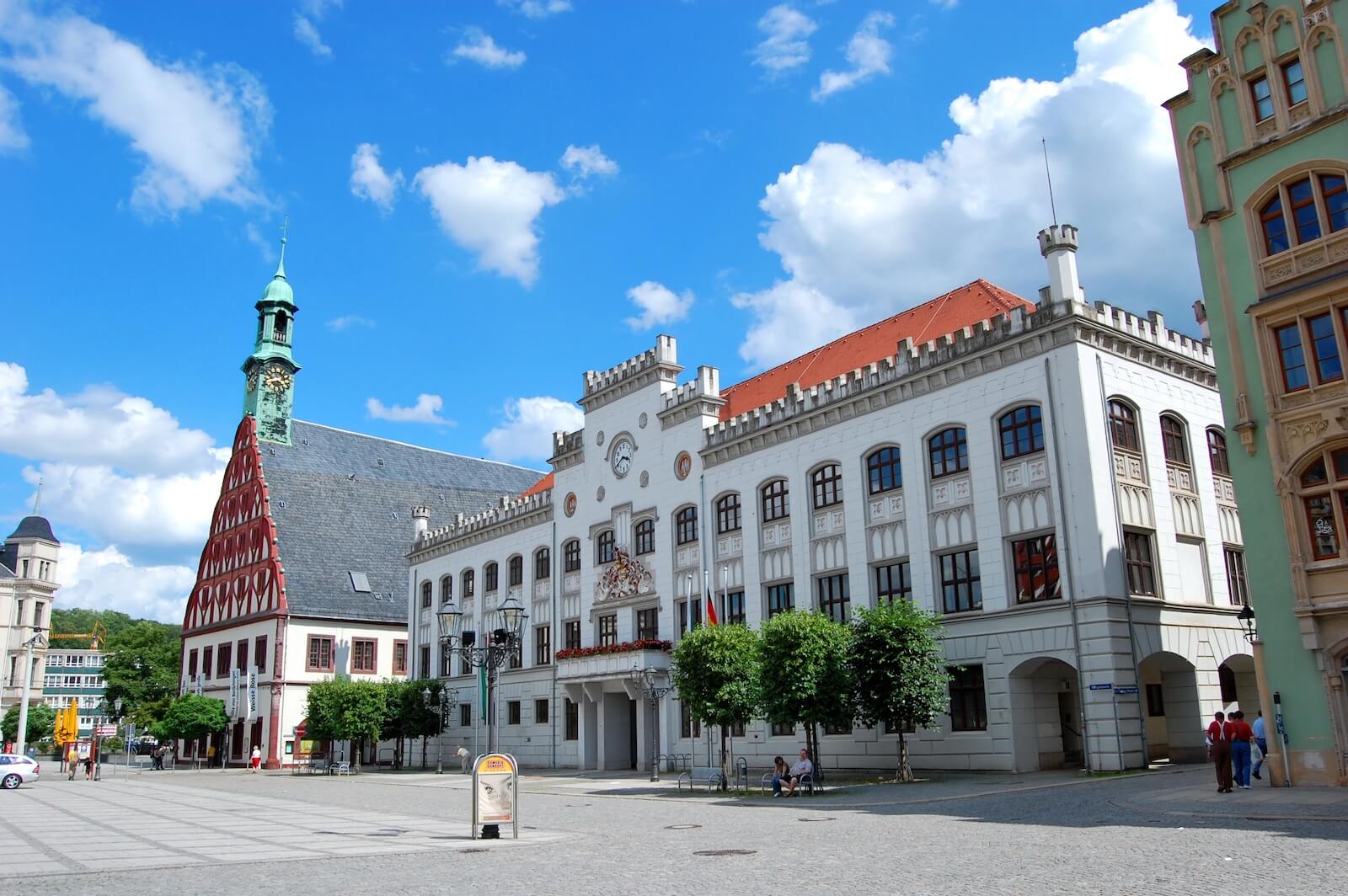 Übersetzungsagentur Zwickau - Dokumente übersetzen Deutsch Englisch